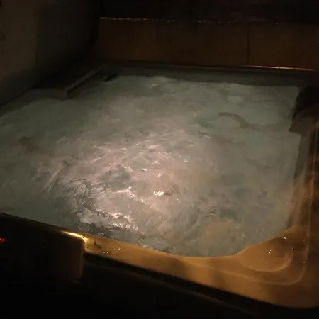 Appartamento Sur Agde, Avec Cour, Parking Et En Option Agde