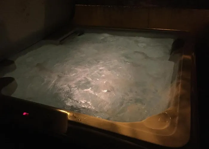 Apartment Sur Agde, Avec Cour, Parking Et En Option Agde